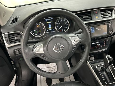 Used 2018 Nissan Sentra SL image 4