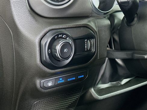 Used 2023 Jeep Wrangler Unlimited AWD/4WD image 16