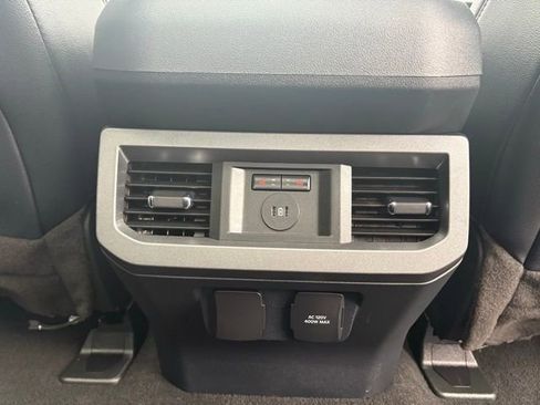 Used 2023 Ford F250 Lariat w/ Lariat Ultimate Package image 37