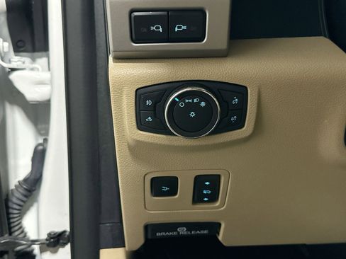 Used 2021 Ford F250 Lariat w/ Lariat Ultimate Package image 17