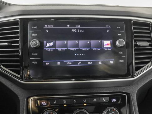 Used 2021 Volkswagen Atlas Cross Sport SEL image 29