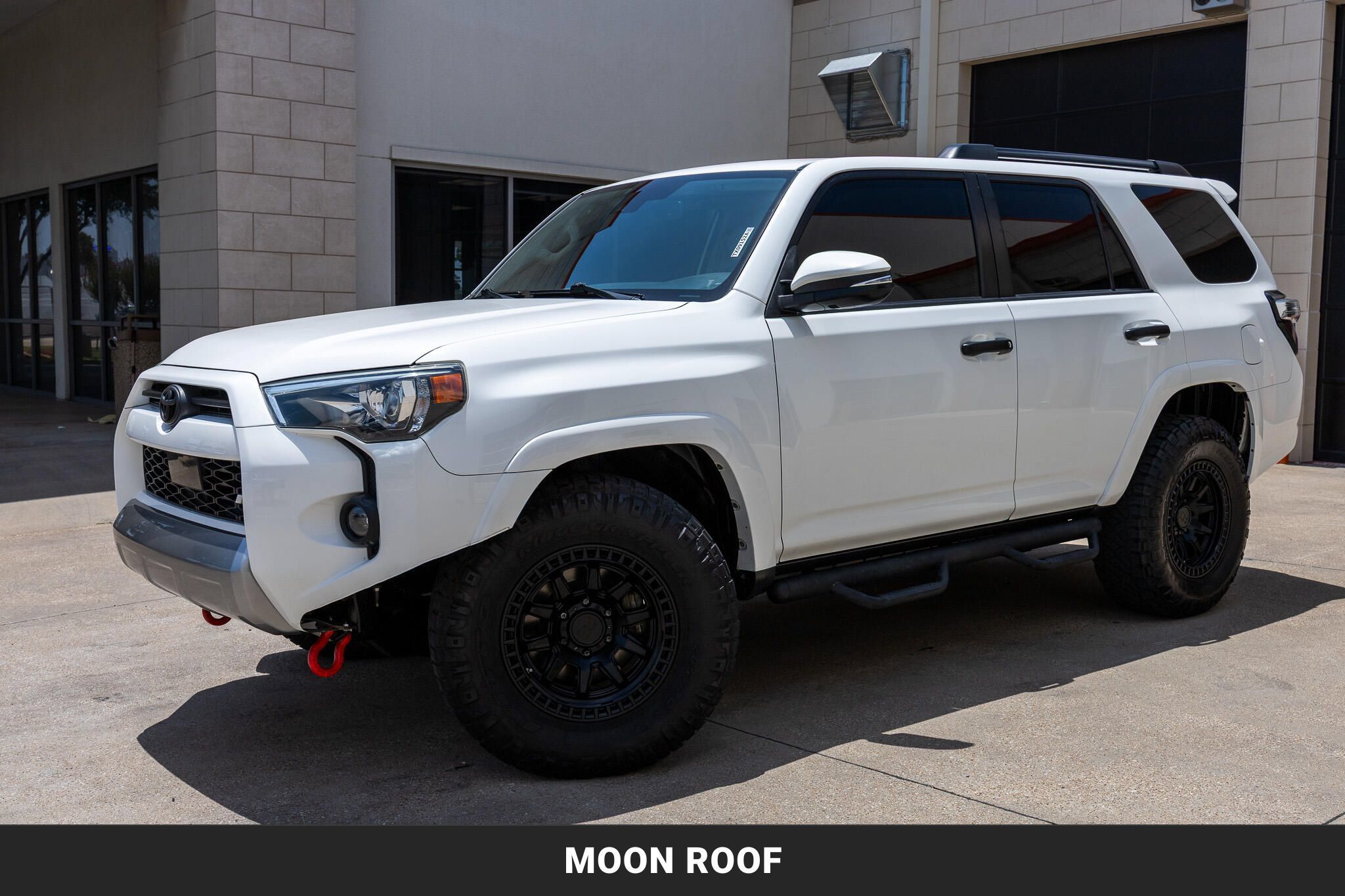 Used 2020 Toyota 4Runner TRD Off-Road Premium w/ Moonroof Package AWD/4WD image 4