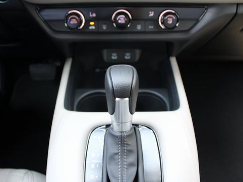 New 2026 Honda HR-V LX image 35