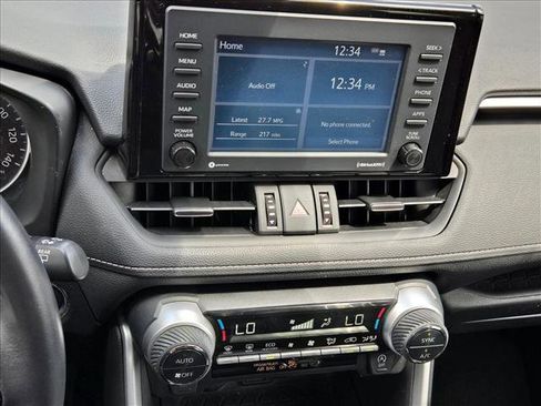 Used 2022 Toyota RAV4 XLE Premium FWD image 12