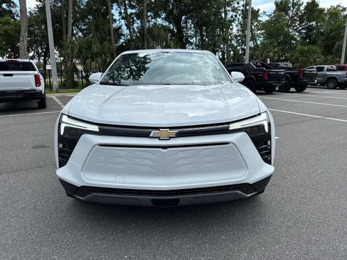 New 2025 Chevrolet Blazer EV LT image 8