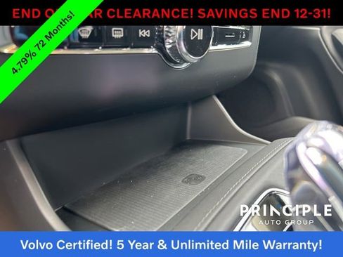 Certified 2025 Volvo XC90 T8 Core image 18