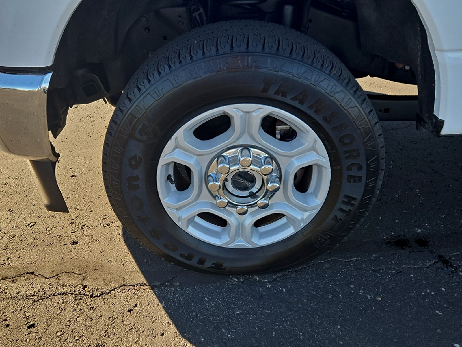 Used 2025 Ford F250 XLT AWD/4WD image 23