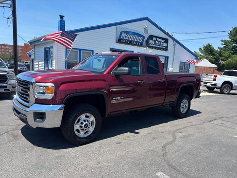 Used 2015 GMC Sierra 2500 4x4 Double Cab w/ Sierra Convenience Package image 8