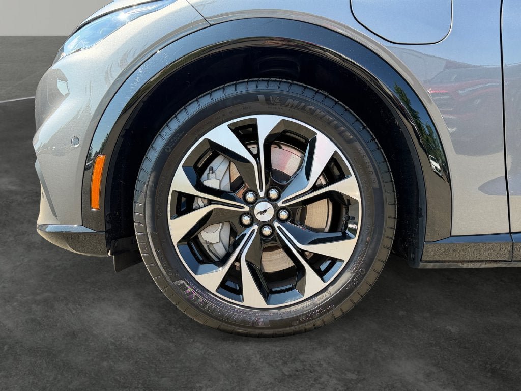 Used 2023 Ford Mustang Mach-E Premium AWD/4WD image 5