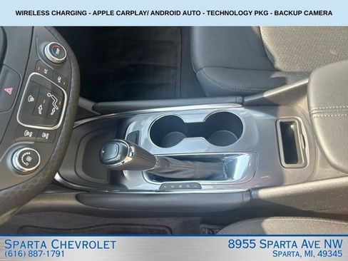 Used 2017 Chevrolet Malibu LT FWD image 20