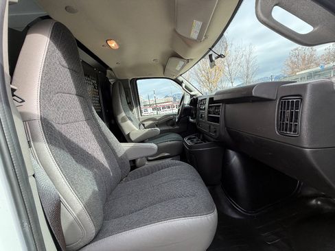 Used 2024 Chevrolet Express 2500 w/ Driver Convenience Package image 23