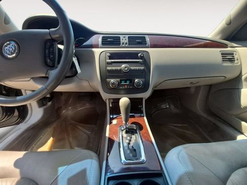 Used 2010 Buick Lucerne CXL FWD image 11
