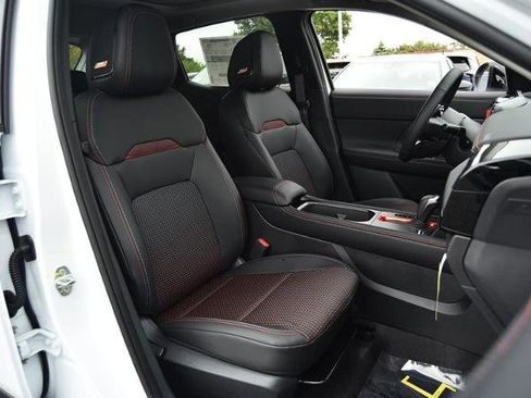 New 2026 Nissan Kicks SR w/ SR Premium Package image 24