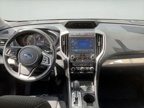 Used 2022 Subaru Ascent Premium image 13