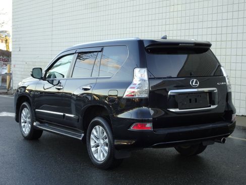 Used 2016 Lexus GX 460 image 5