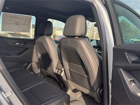 New 2026 Chevrolet Equinox LT w/ Convenience Package II image 10