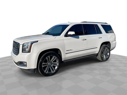 Used 2018 GMC Yukon Denali w/ Denali Ultimate Package image 1