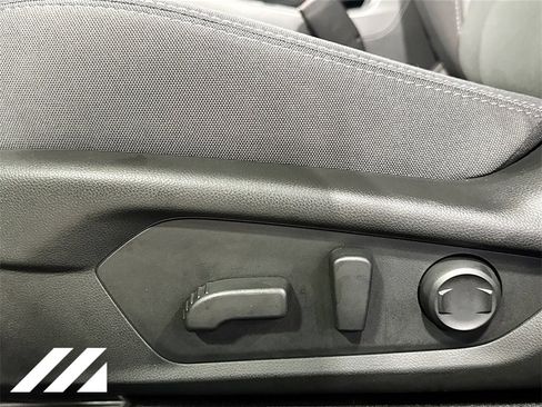 Certified 2025 Subaru Crosstrek 2.5i Premium image 20