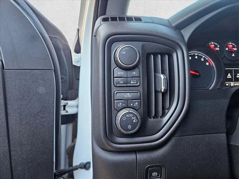 Used 2023 Chevrolet Silverado 1500 Custom AWD/4WD image 22