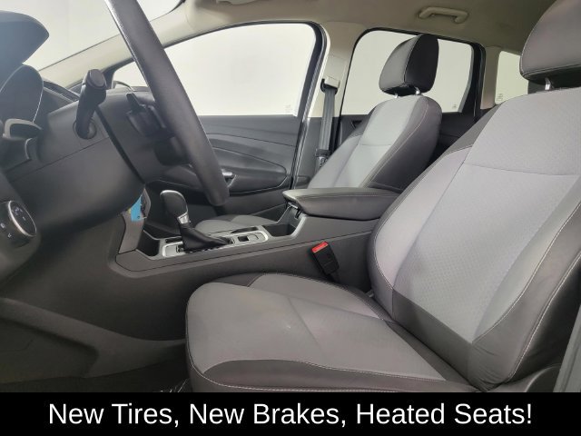 Used 2017 Ford Escape SE w/ SE Cold Weather Package FWD image 13