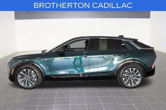Certified 2024 Cadillac Lyriq Sport AWD/4WD image 2