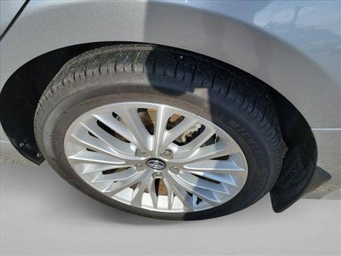 Used 2020 Toyota Camry XLE w/ Driver Assist Package FWD image 12
