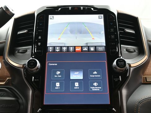 Used 2023 RAM 2500 Limited image 30