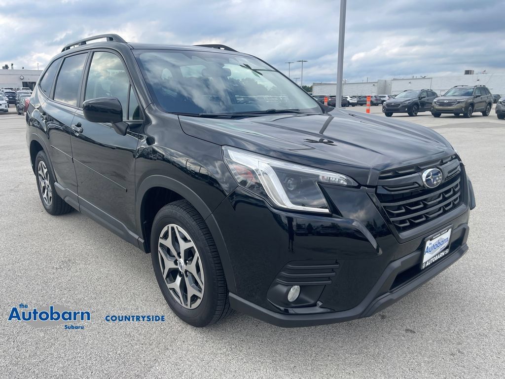 Used 2023 Subaru Forester Premium AWD/4WD image 7