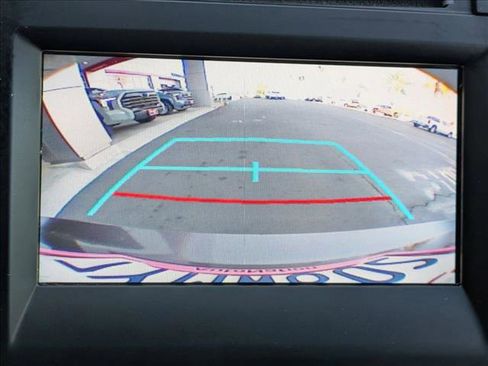 Used 2017 Toyota Camry SE image 13