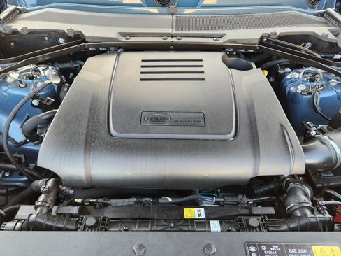 New 2026 Land Rover Defender 110 S AWD/4WD image 36