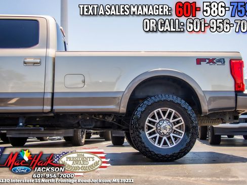 Used 2018 Ford F250 King Ranch w/ FX4 Off-Road Package AWD/4WD image 4