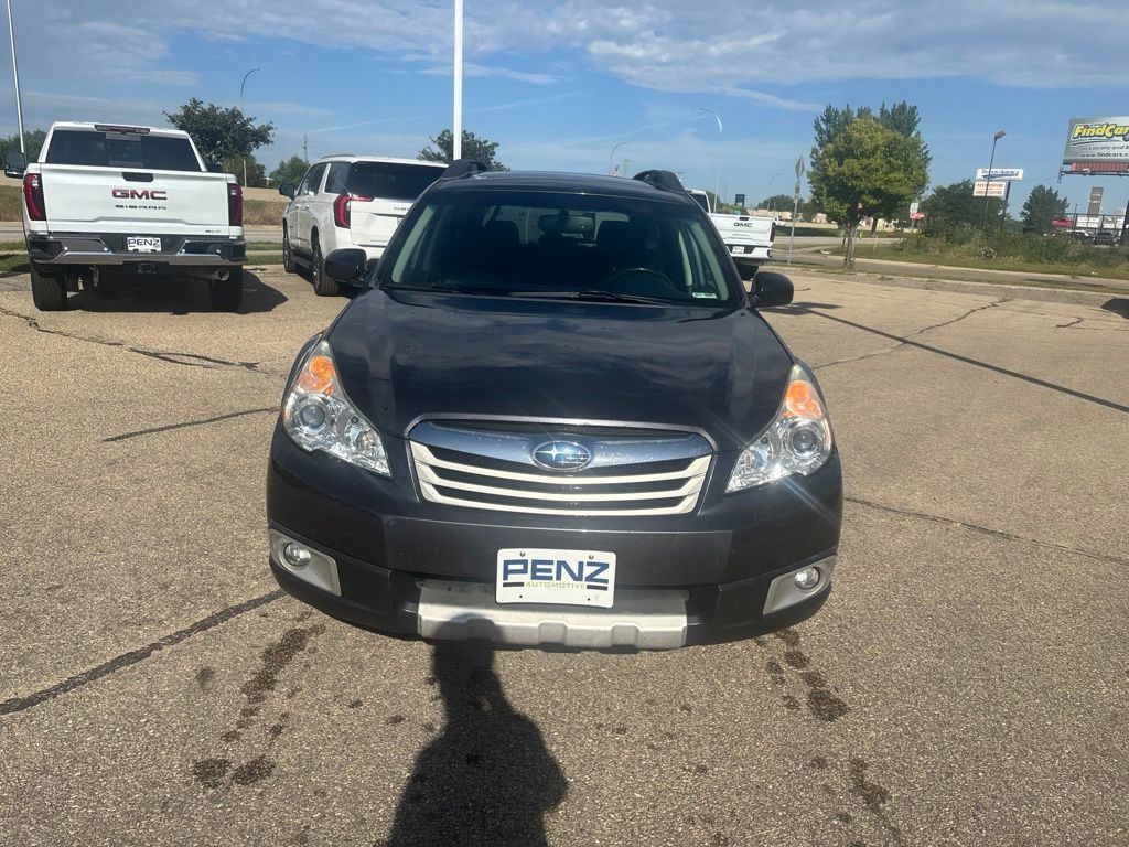 Used 2012 Subaru Outback 2.5i Limited w/ Moonroof Pkg AWD/4WD image 2