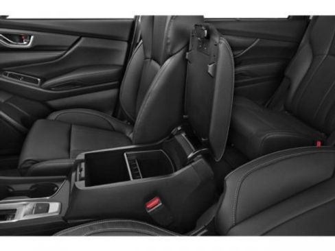 Used 2025 Subaru Ascent Limited w/ Popular Package #2 image 16