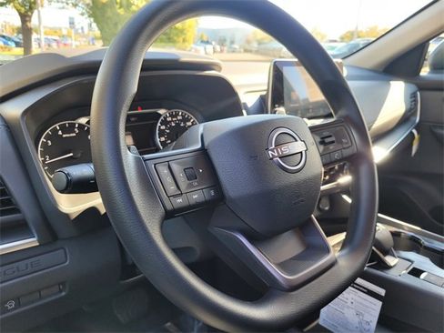 New 2026 Nissan Rogue S image 7