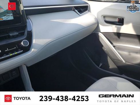 Certified 2024 Toyota Corolla Cross L image 30