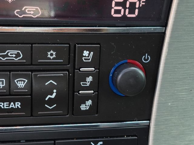 Used 2013 Cadillac Escalade Platinum AWD/4WD image 27