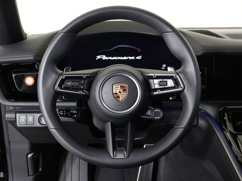 Certified 2025 Porsche Panamera 4 AWD/4WD image 10