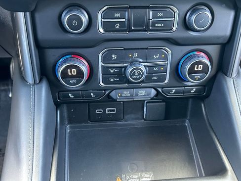 Used 2024 Chevrolet Tahoe LT image 15