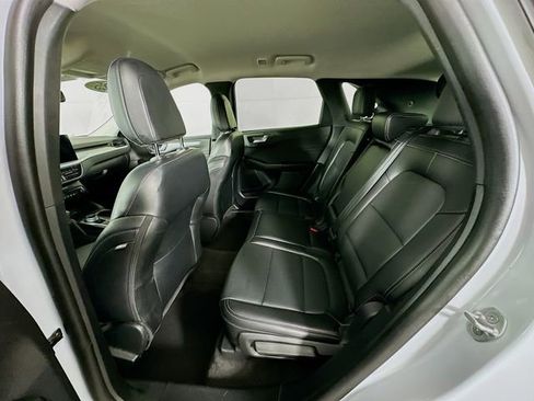 Used 2025 Ford Escape Platinum image 30