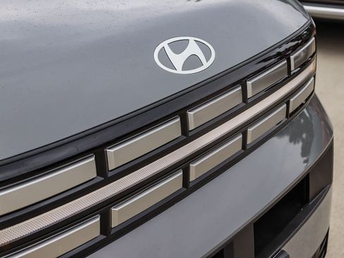 New 2026 Hyundai Santa Fe SE image 5