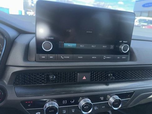 Used 2024 Honda CR-V EX image 11