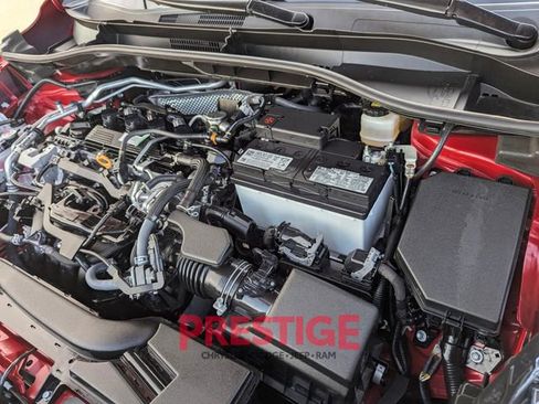 Used 2023 Toyota Corolla Cross XLE image 30