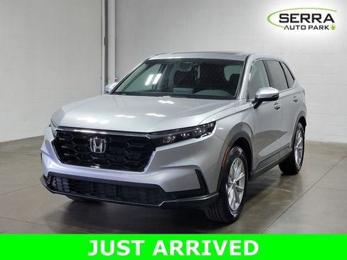 Used 2024 Honda CR-V EX image 2