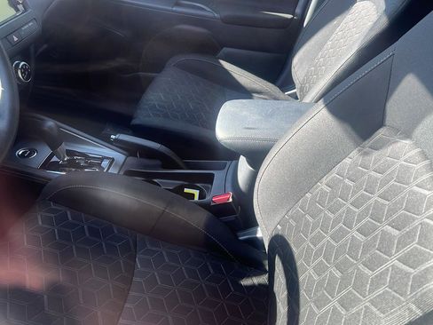 Used 2025 Mitsubishi Outlander Sport ES AWD/4WD image 17