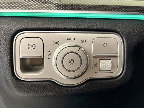 Used 2023 Mercedes-Benz GLS 450 4MATIC image 24