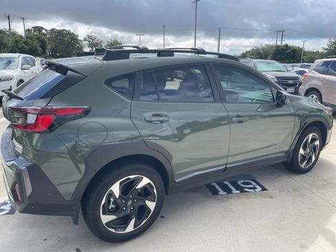 Used 2024 Subaru Crosstrek 2.5i Limited AWD/4WD image 3