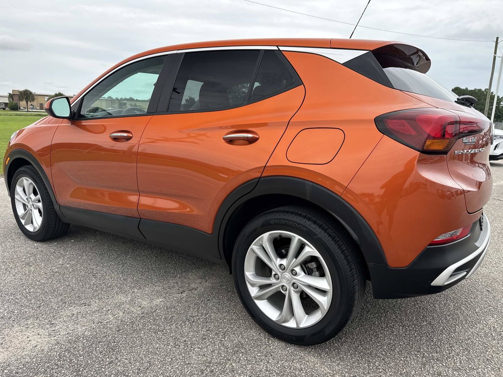 Used 2023 Buick Encore GX Preferred w/ Cold Weather Comfort Package FWD image 6