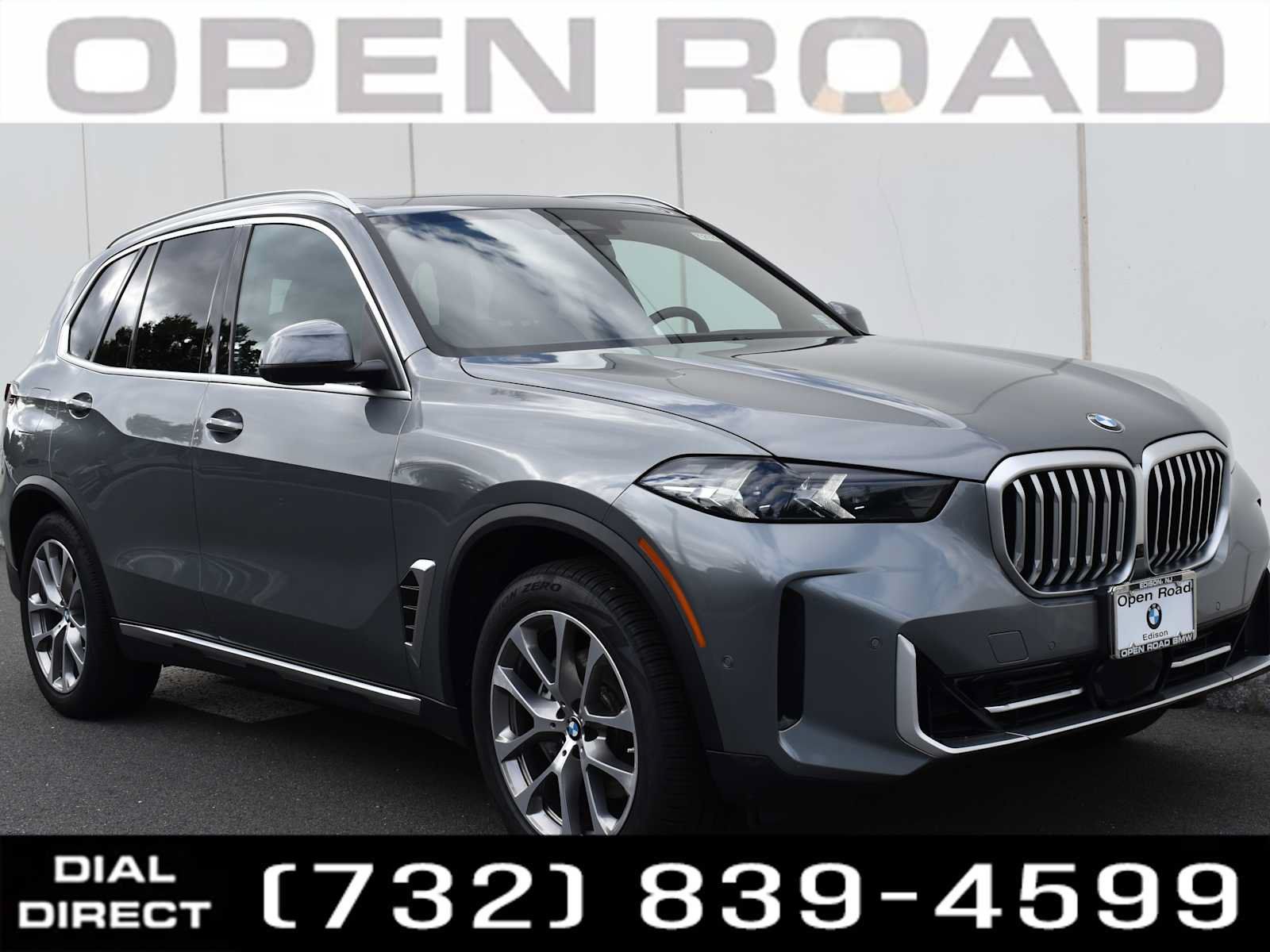 Used 2024 BMW X5 xDrive40i w/ Parking Assistance Package AWD/4WD image 1