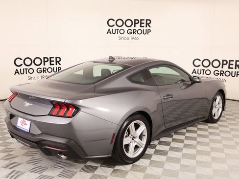 Used 2026 Ford Mustang Premium RWD image 19