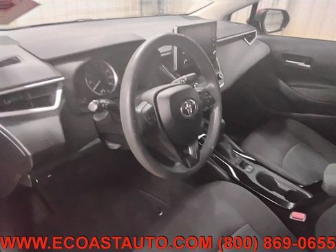 Used 2020 Toyota Corolla LE w/ LE Premium Package FWD image 11